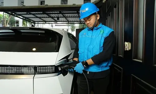 Bahan Pertimbangan Jika Membeli Mobil Listrik, Terdapat Diskon 50% Tambah Daya Dari PLN